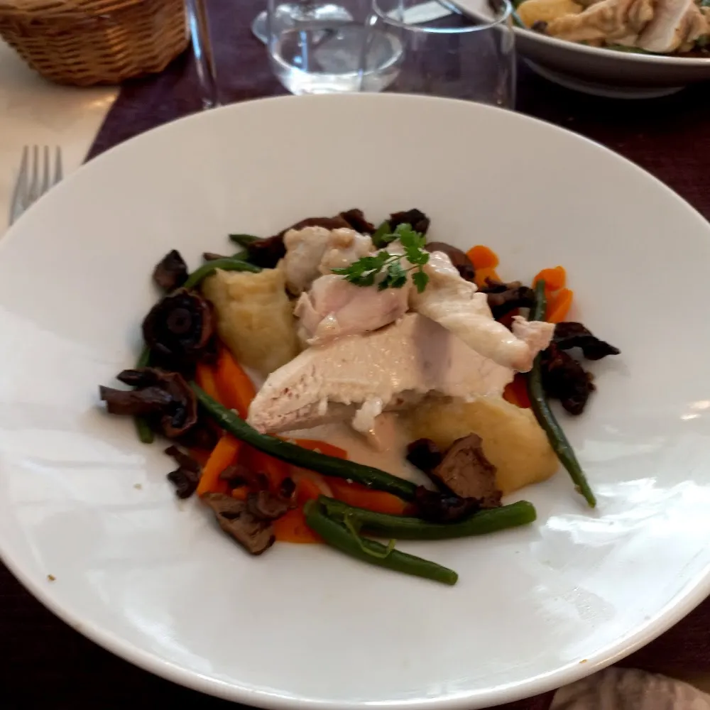 Suprême de Volaille Au Savagnin